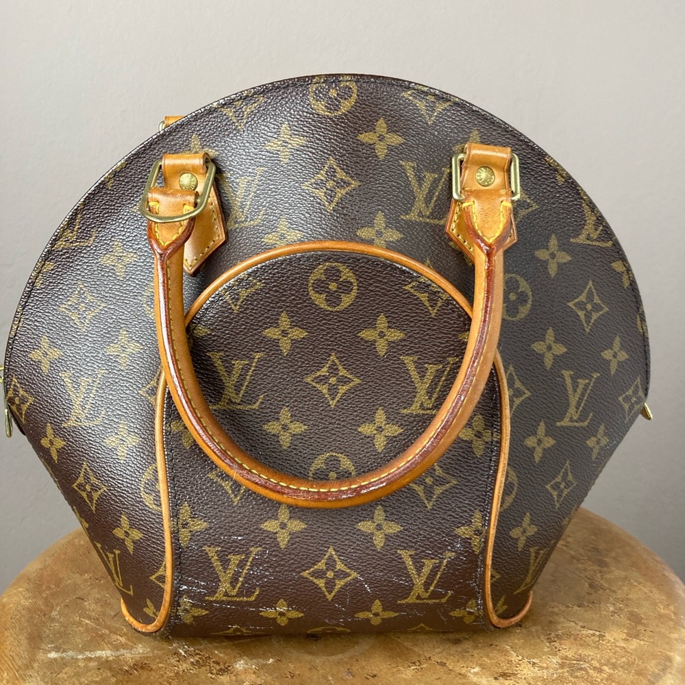Louis Vuitton Monogram Ellipse Bag - Authenticated